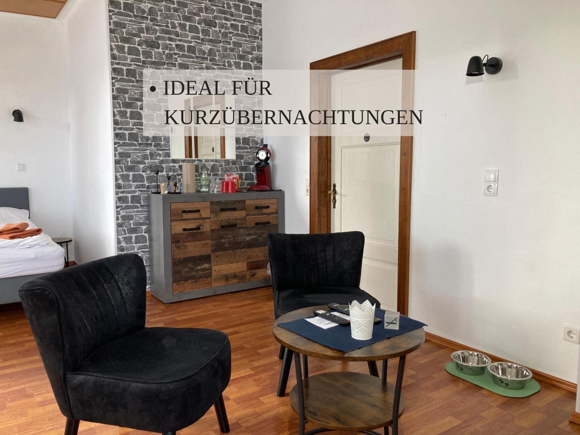 וורמן Haus Krabbe Zimmer Ohne Kueche, Fuer 1-2 Personen, Doppelbett, Zentral Gelegen Zwischen Cuxhaven Und Bremerhaven, Hunde Kostenfrei Willkommen, Kostenfreier Parkplatz מראה חיצוני תמונה